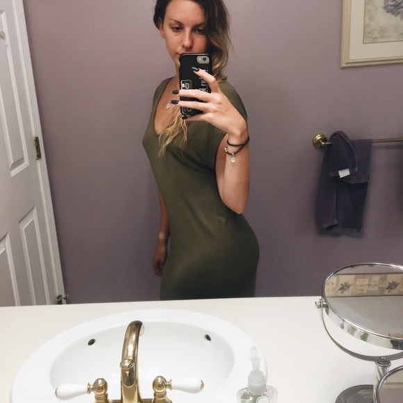 Long green maxi dress - Picture 1 of 4